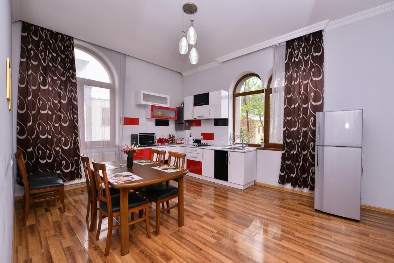 Apartment Kera คูทายสิ ภายนอก รูปภาพ